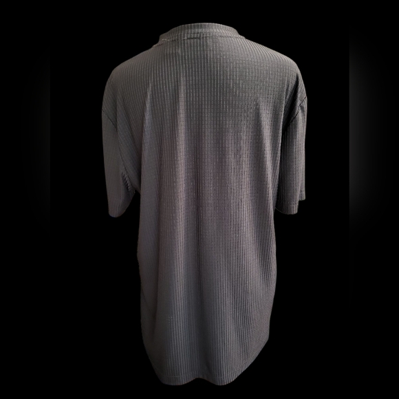 Guess Black Ribbed  V Neck Top Short Sleeve XL - Picture 13 of 14